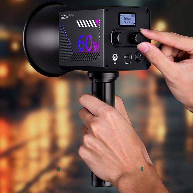 Lampa wideo RGB 60W, przenośna – Photography Lighting Handheld recenzja i cena