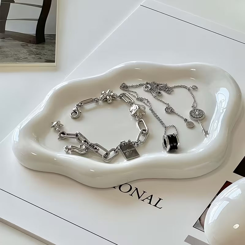Taca na biżuterię w kształcie  – Photography Lighting For Jewelry recenzja i cena